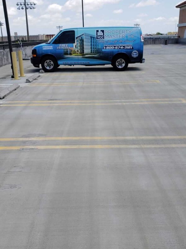 Parking Cleaning roof