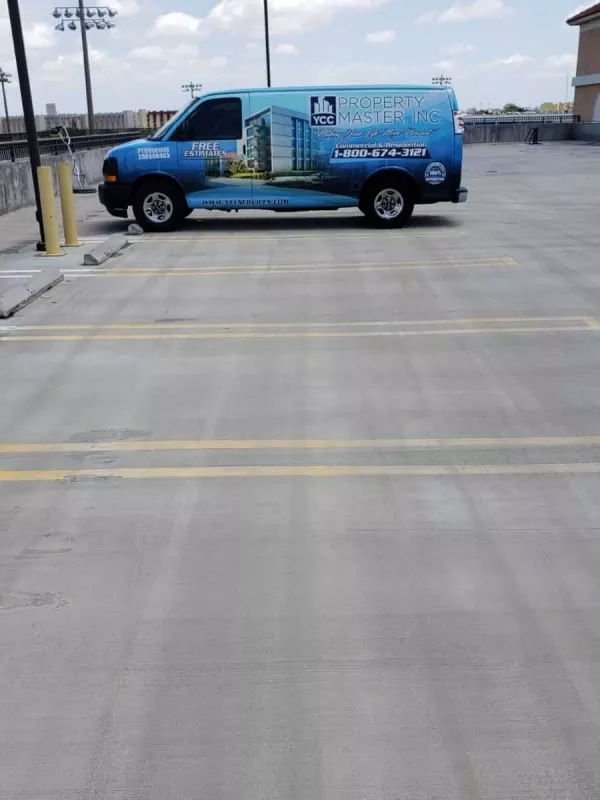 Parking Cleaning roof