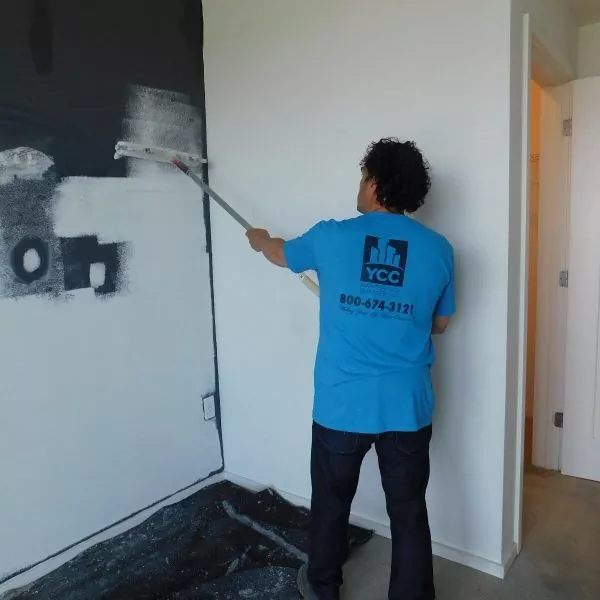 commercial paintor